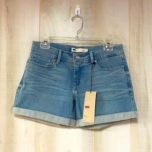 NWT Levi’s Denim Shorts Sz 27 Cuffed 4 inch Jean Shorts